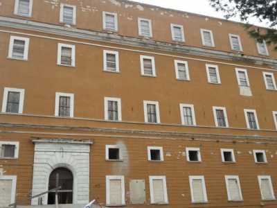 Ex Casa del Profugo, nei pressi del Castello Svevo